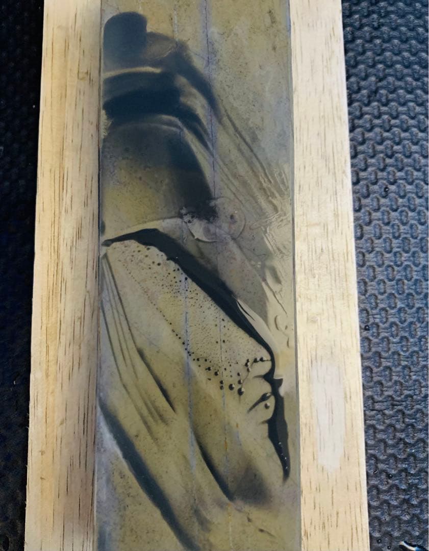 357 天然砥石　正本山　奥殿　白巣板　蓮華　仕上げ砥石