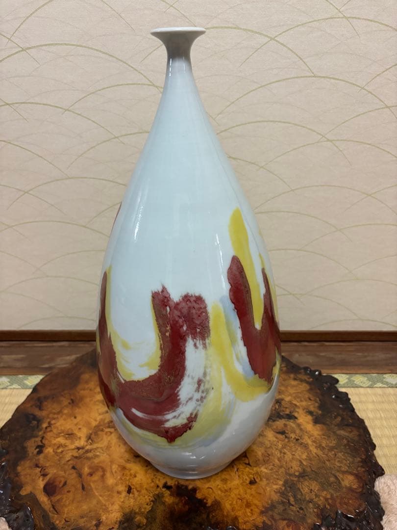 韓国青磁器抽象デザイン 陶器花瓶 高さ約30cm 海剛の作品