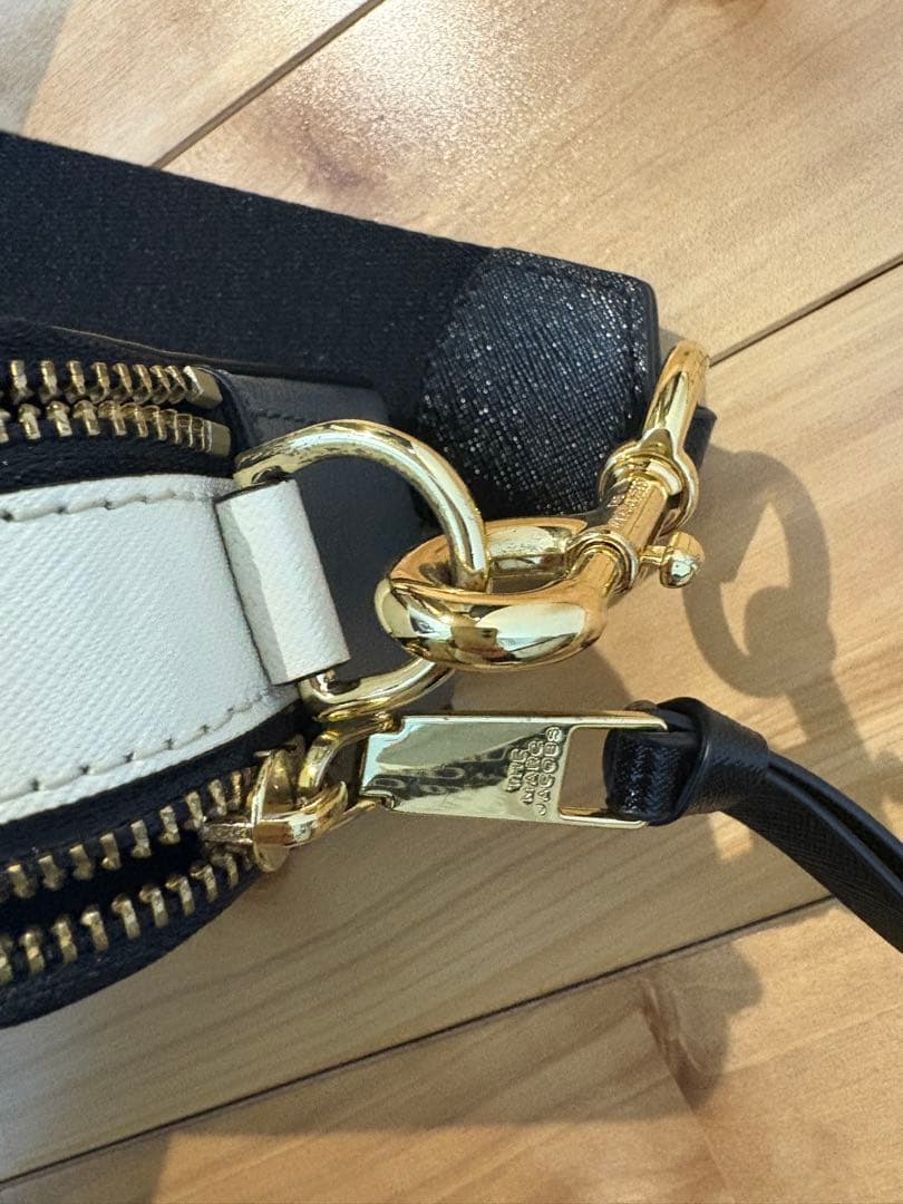Marc Jacobs ブラックショルダーバッグ　袋あり