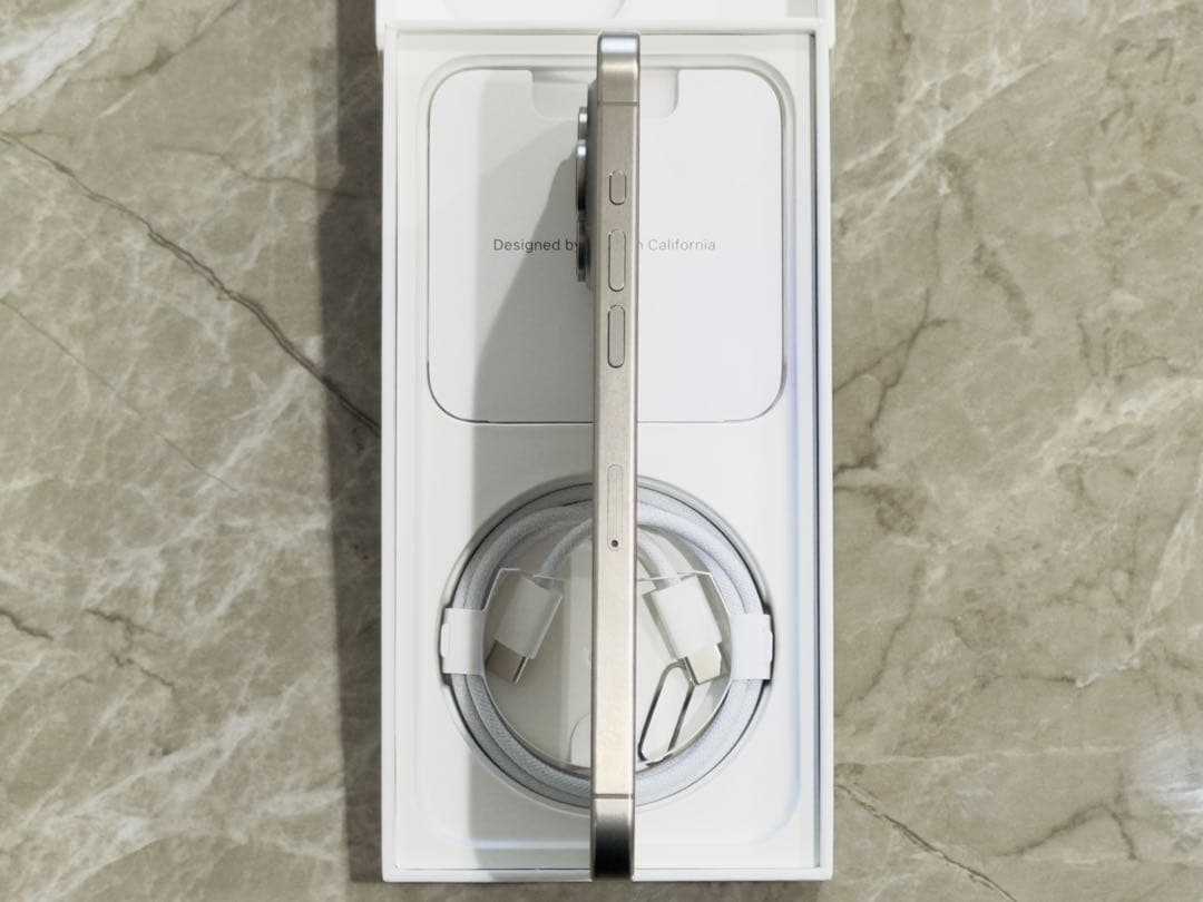 【動作確認済】iPhone 15 Pro Max 256 ナチュラルチタニウム