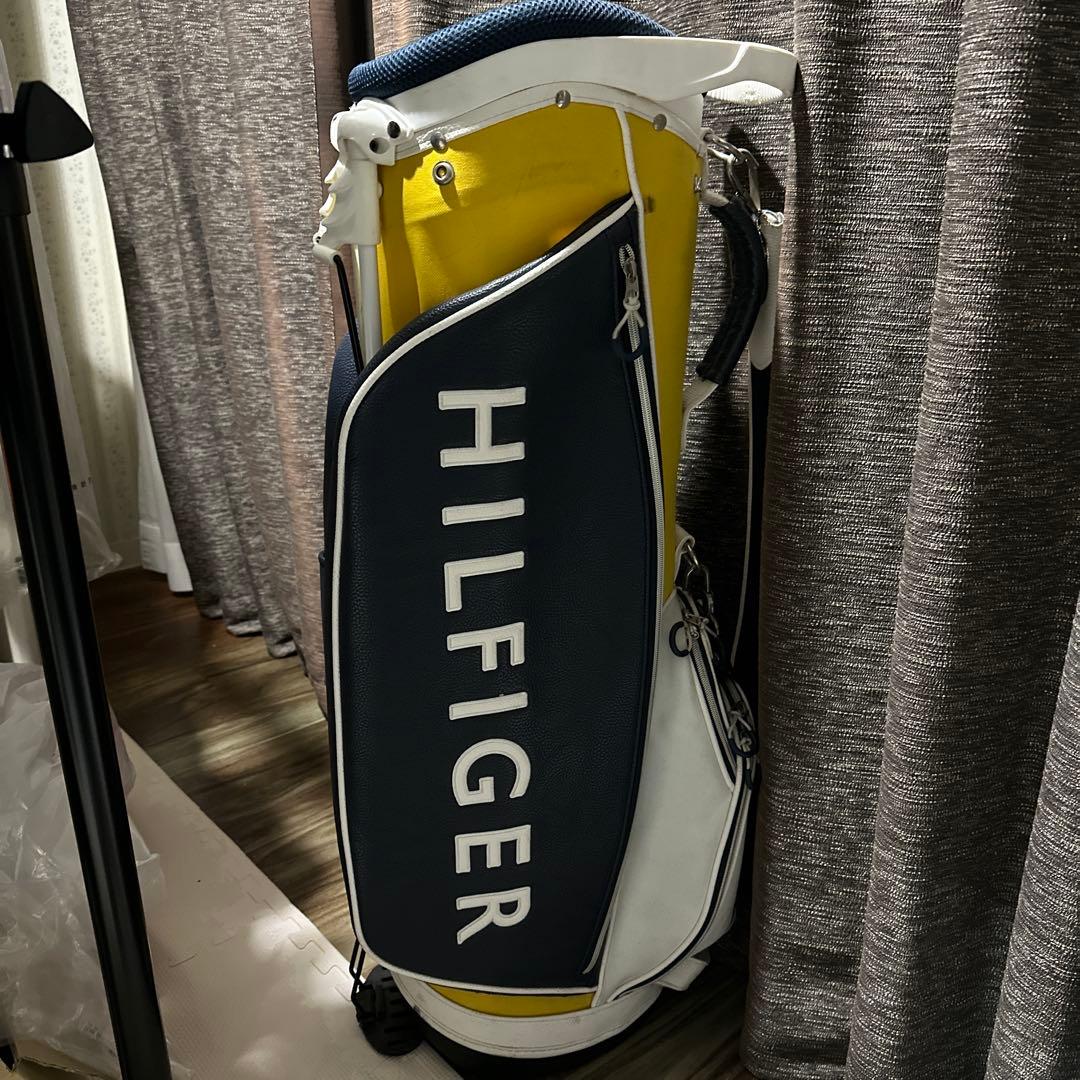 トミーヒルフィガースタンド付ゴルフキャディバッグ 黄色✖️紺色 使用感有のため激安