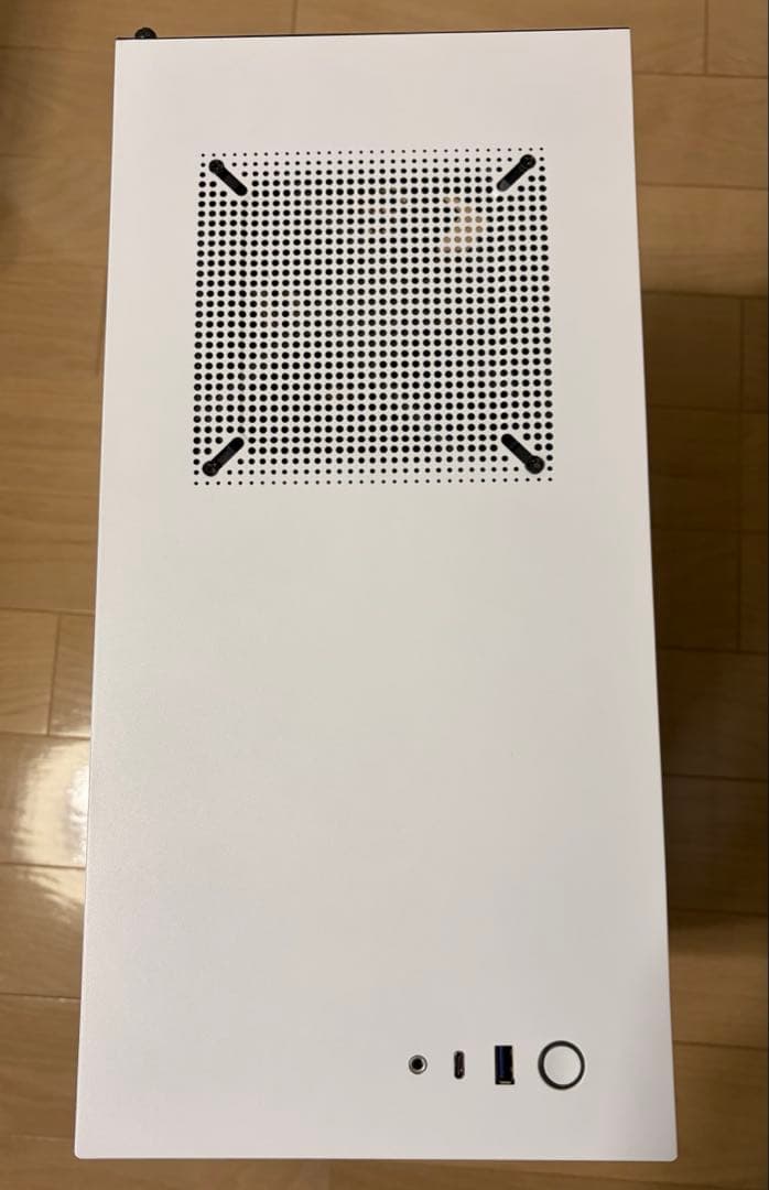 NZXT H510 Elite（ホワイト） 強化ガラス ＋ ラック（希望者のみ）