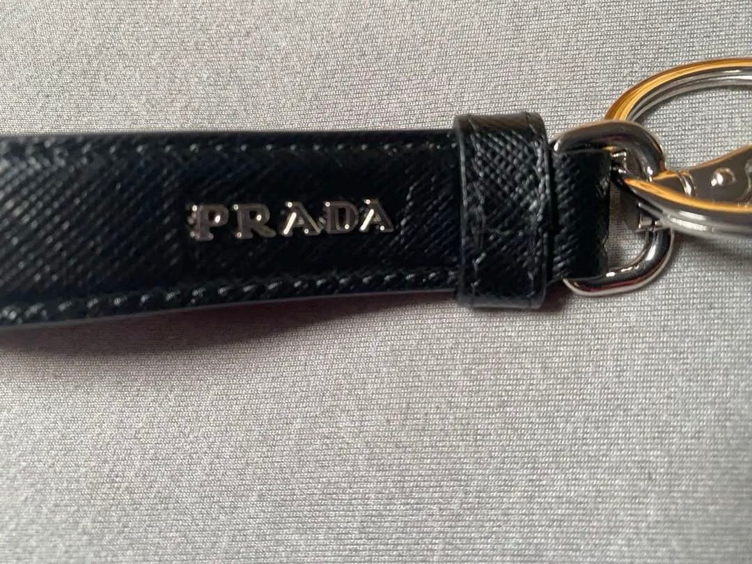 【箱付き】PRADA キーリング・ブラック　ナイロン