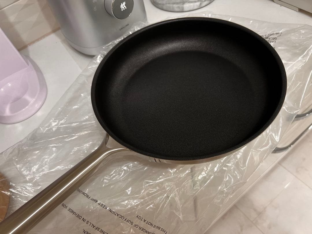 ツヴィリング　ブレンダーセット とフライパン