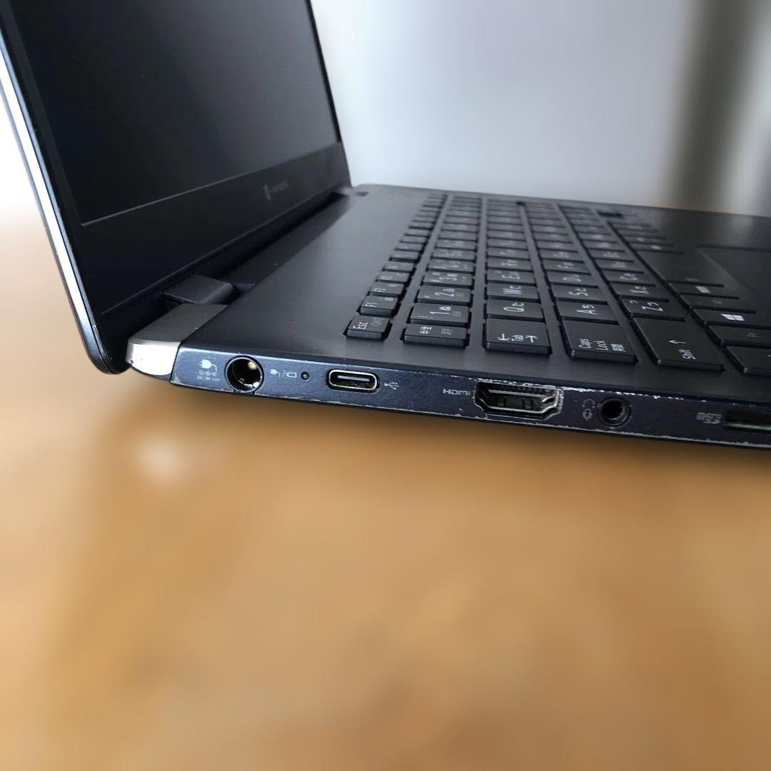 Windowsノート本体 dynabook G83/DN i5-8250U 8GB 256GB