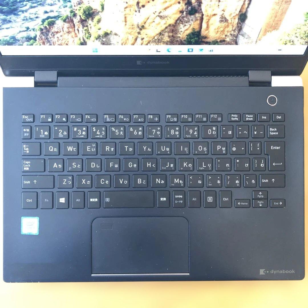 Windowsノート本体 dynabook G83/DN i5-8250U 8GB 256GB
