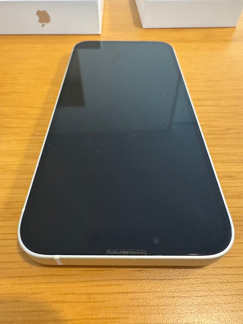 iPhone 13 256G SIMフリー　ホワイト 本体　89%