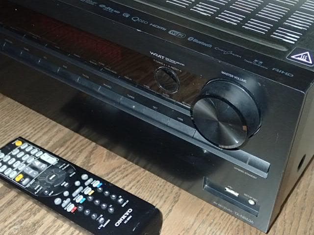 ONKYO AVアンプ TX-NR636リモコン付き　美品美音・難ありですが快調