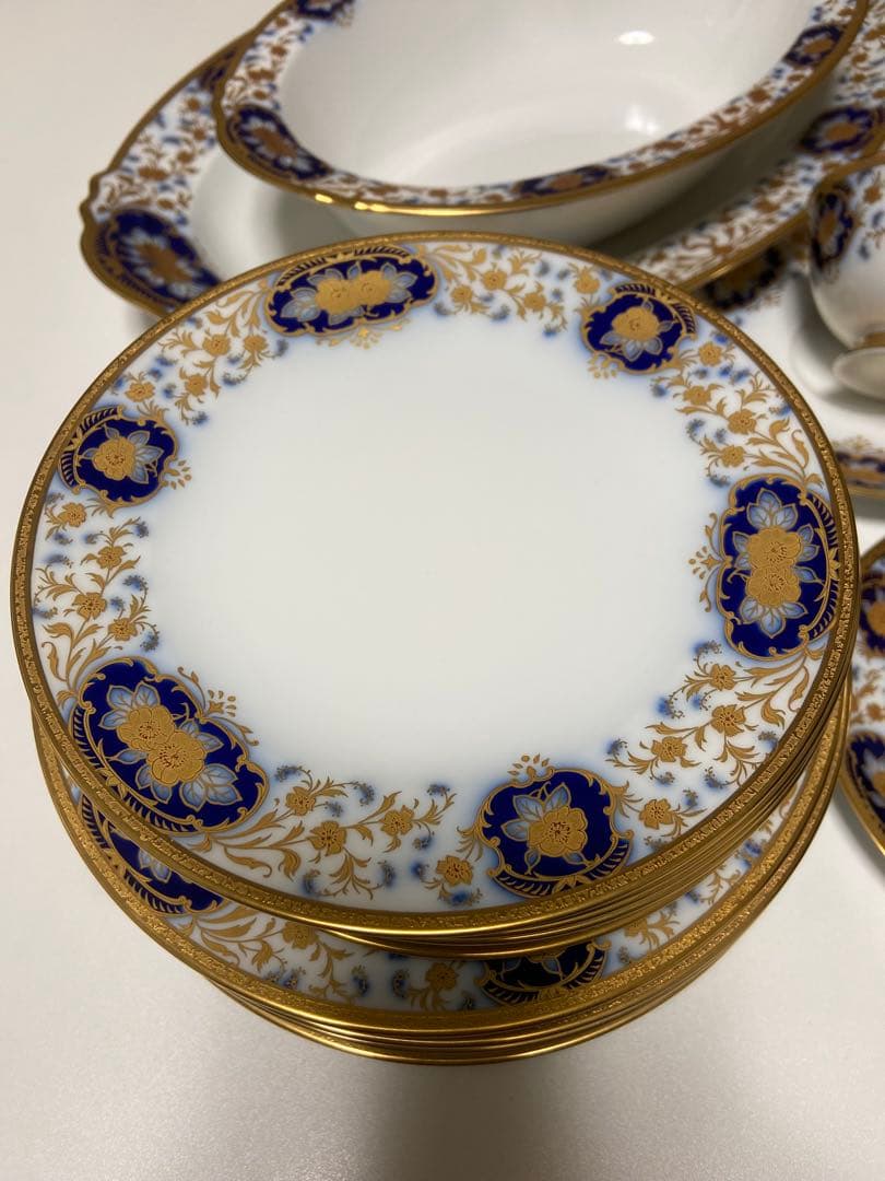 大倉陶園リミテッドエディション　金彩桜