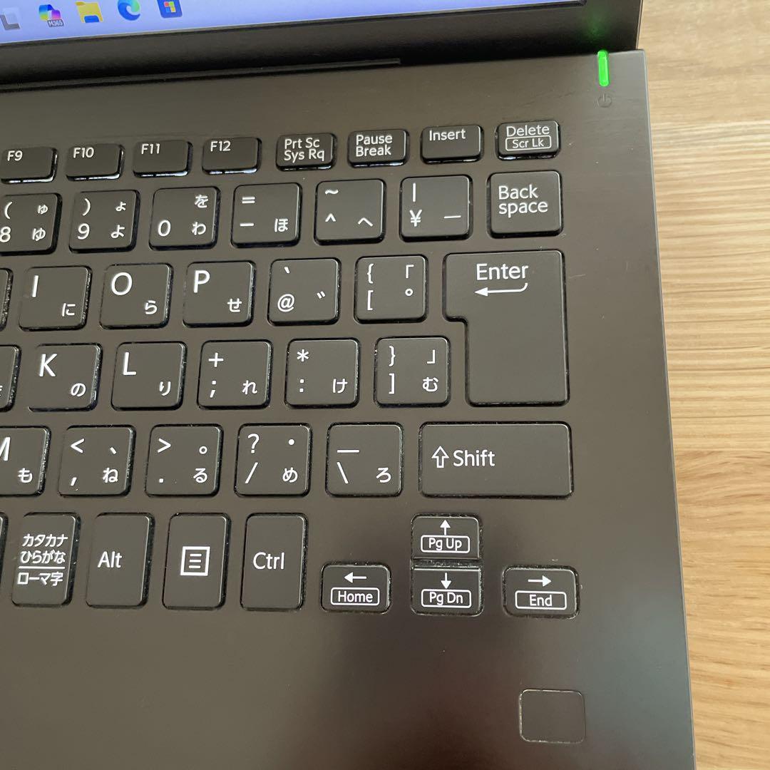 【準美品】VAIO pro PG 第8世代i5 メモリ8GB SSD256GB