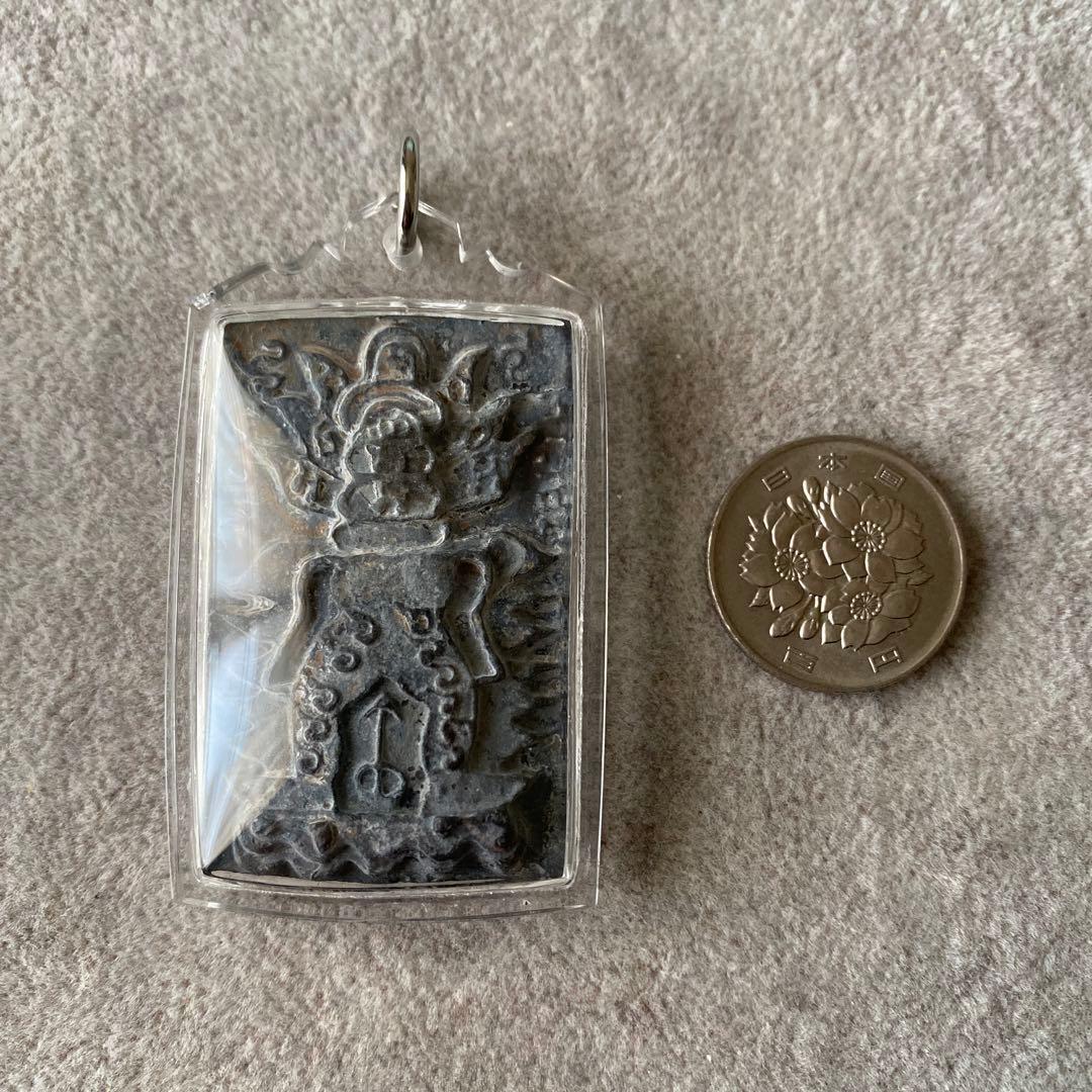 プラクルアン タオウェスワン アユタヤの伝説 巨人 強力な守護 危険回避 御守り