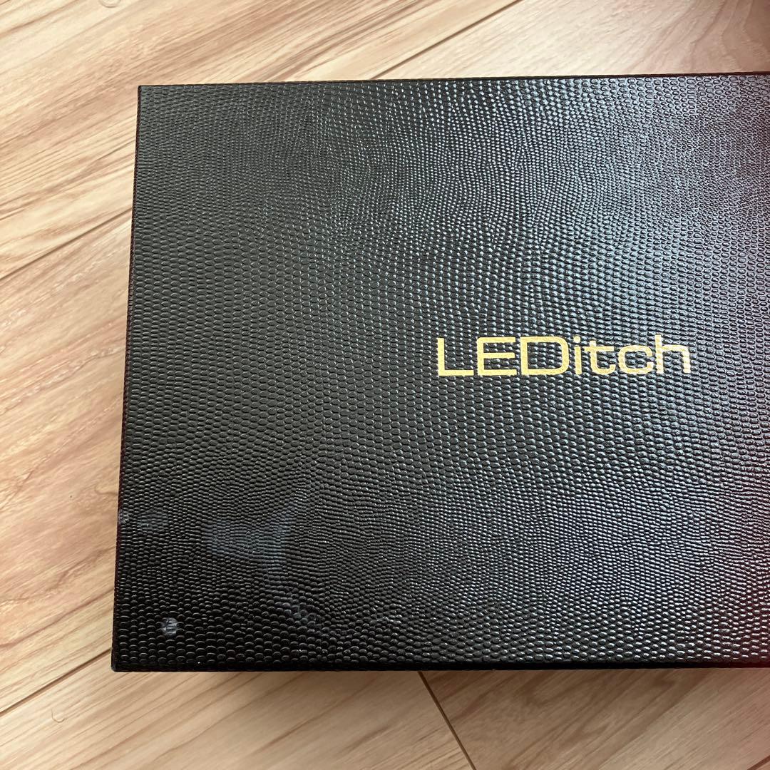 【LEDitch】レディッチ　家庭用LED美容器