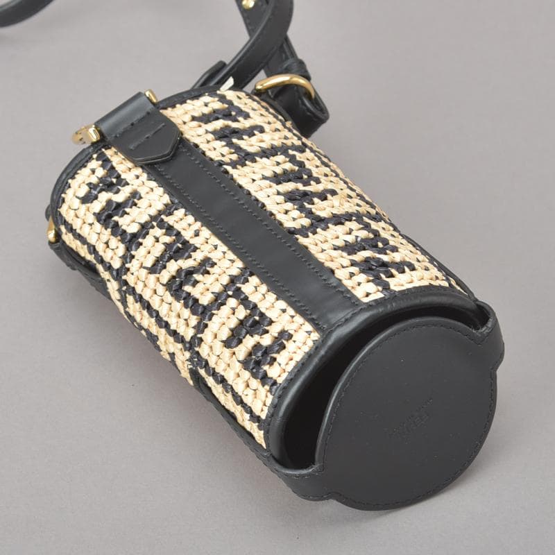 未使用◇FENDI フェンディ ズッカ ボトルホルダー ラフィア ストロー 黒