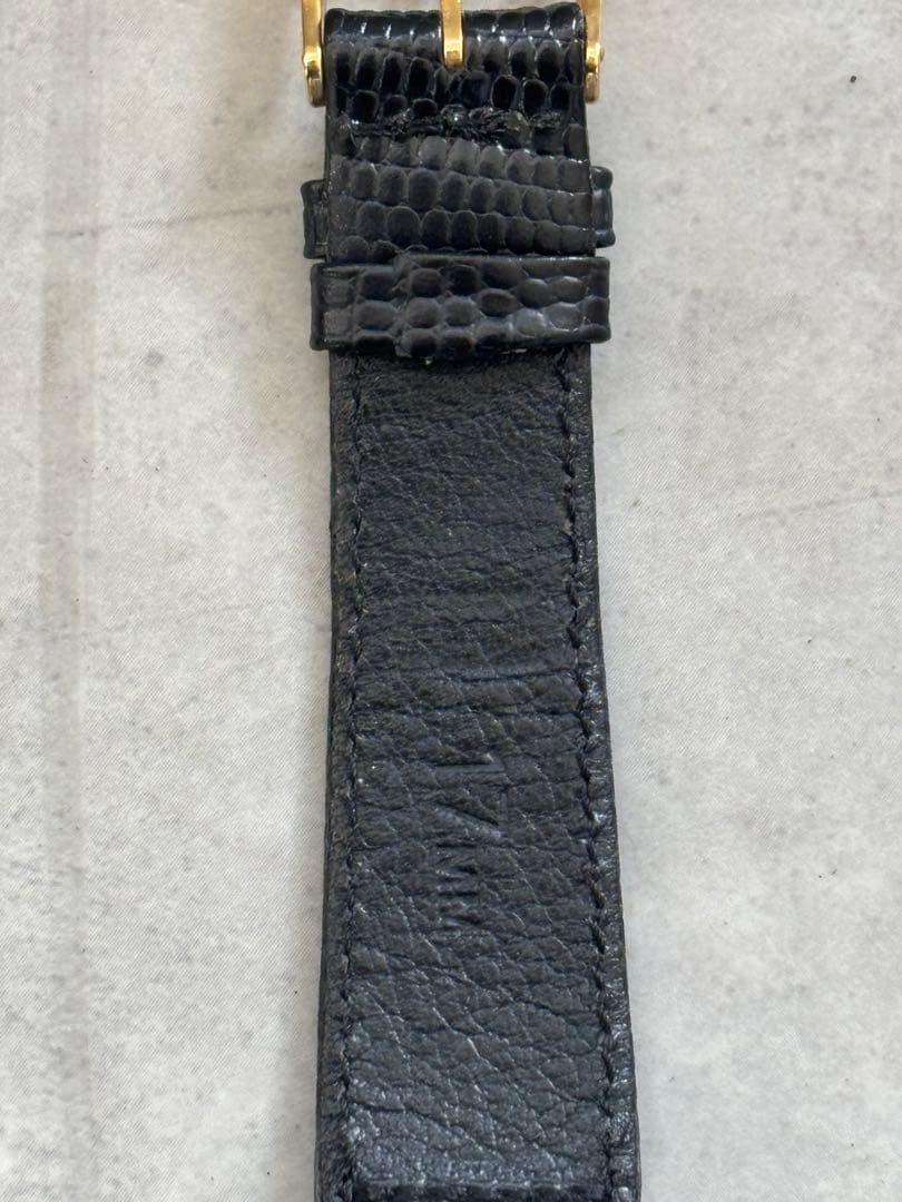 【稼働品】GUCCI 3000Mレディース 時計 ブラック/ゴールド