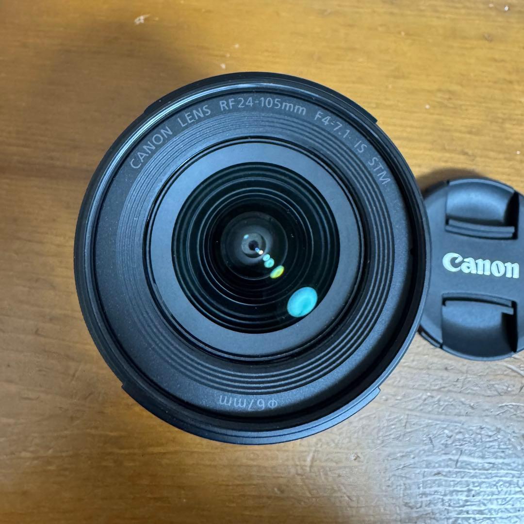 キャノン　RF24-105mm F4-7.1 IS STM
