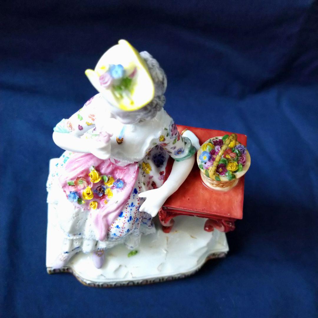 ✤1924年以前マイセン(Meissen)フィギュリン『五感の寓意(嗅覚)』