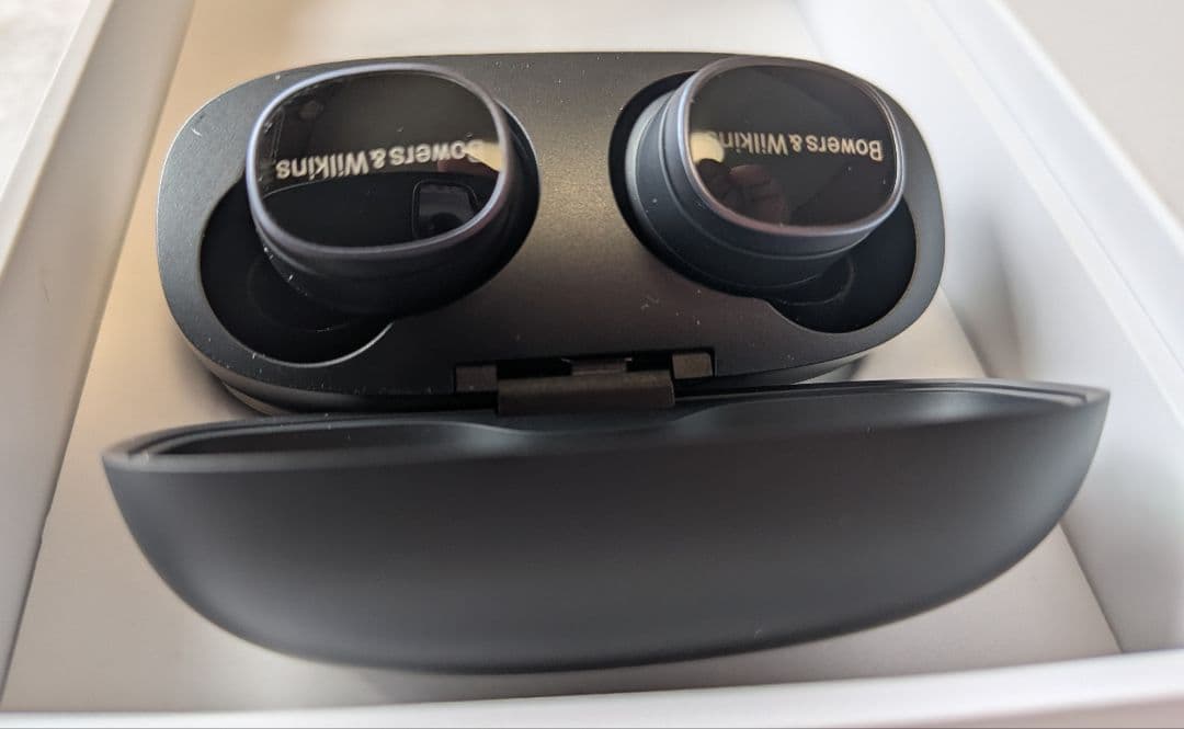 Bowers & Wilkins Pi8 ブラック