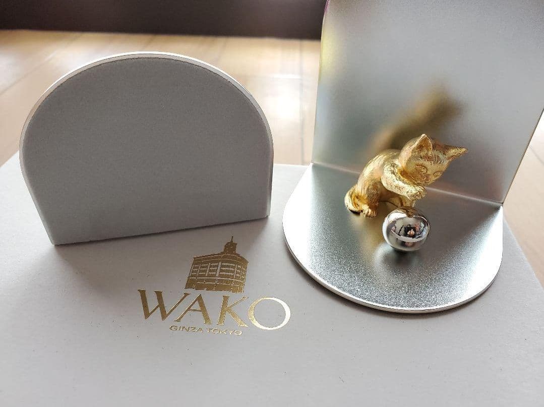 未使用箱入り☆WAKO 猫置物