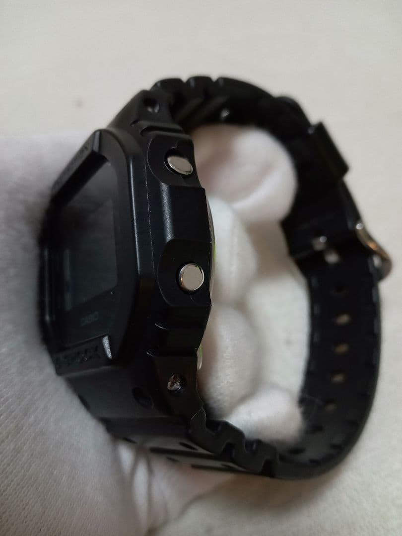 G-SHOCK　DW-5600BB　ブラック　9Hガラスフィルム装備　美品