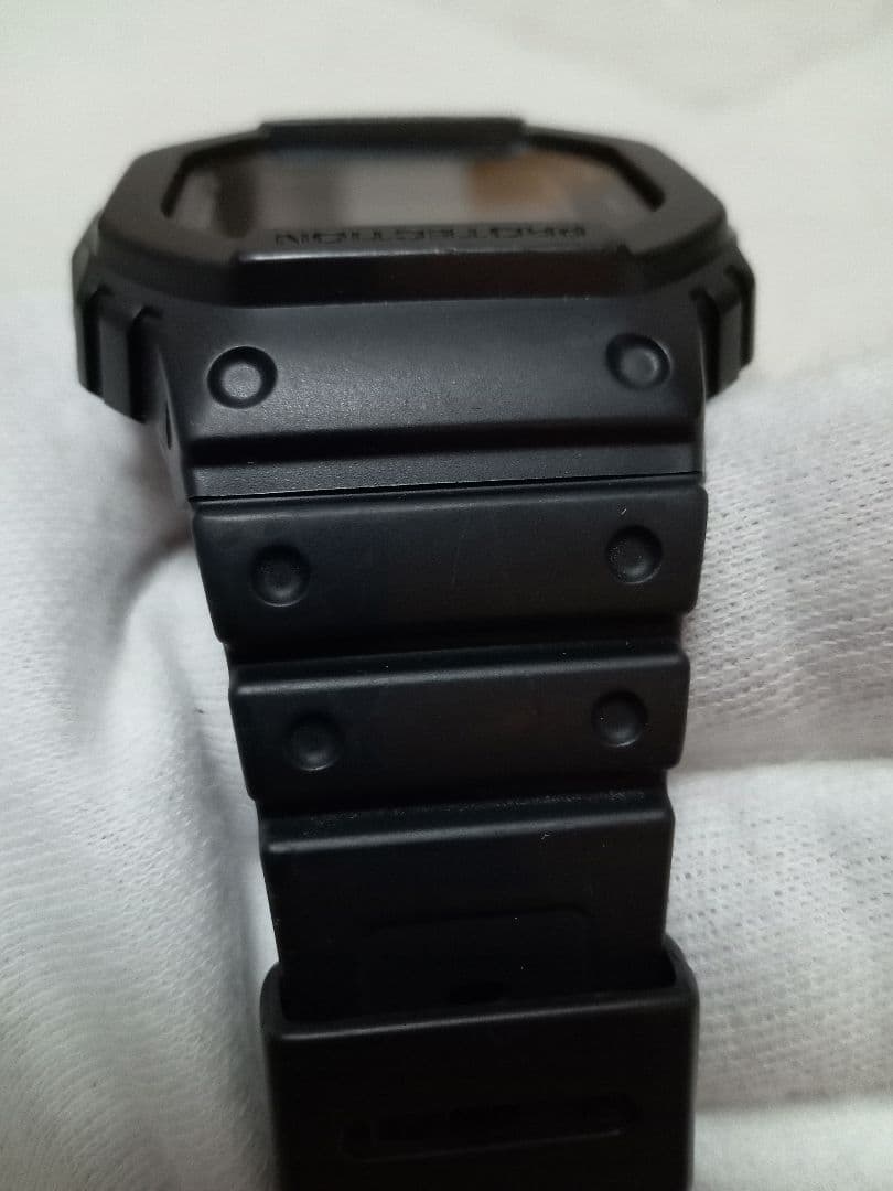G-SHOCK　DW-5600BB　ブラック　9Hガラスフィルム装備　美品
