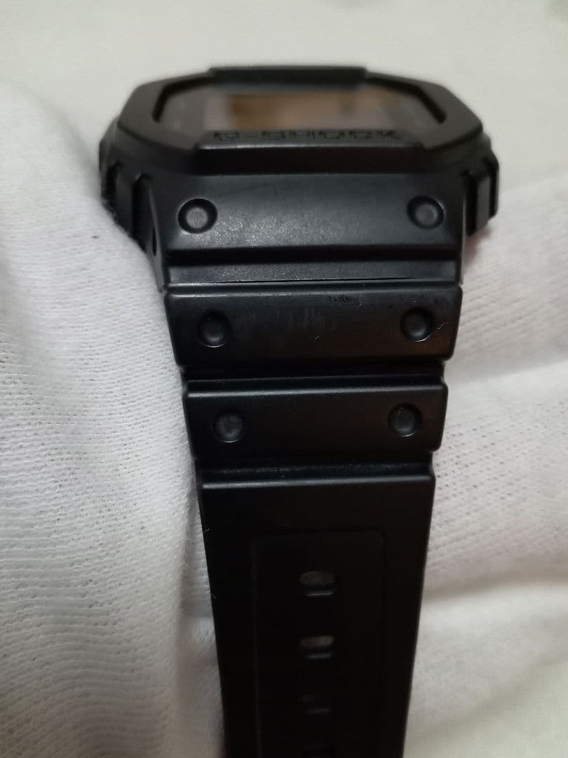 G-SHOCK　DW-5600BB　ブラック　9Hガラスフィルム装備　美品