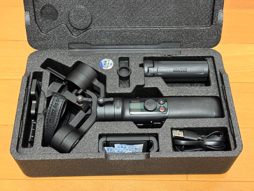 Zhiyun Crane M2 三軸手持ちジンバルスタビライザー