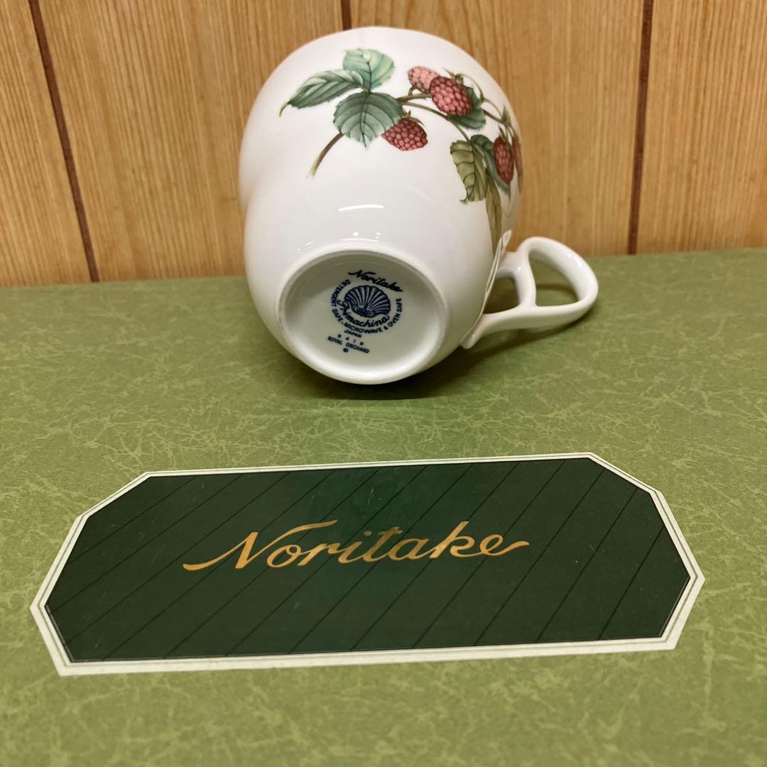 ESV44 【展示品】ノリタケ　カップ&ソーサー 5客セット 大皿