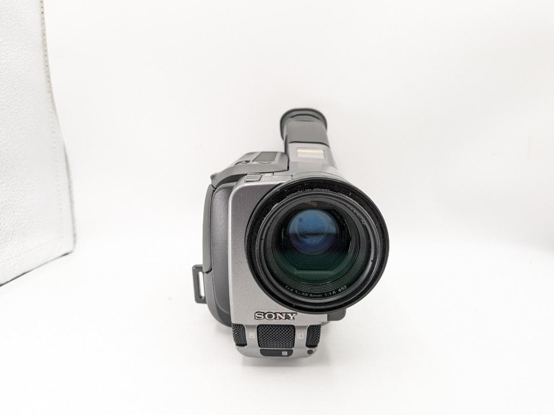 【Hi8の完成形を求める方へ 】Sony Hi8 ハンディ CCD-TR3000