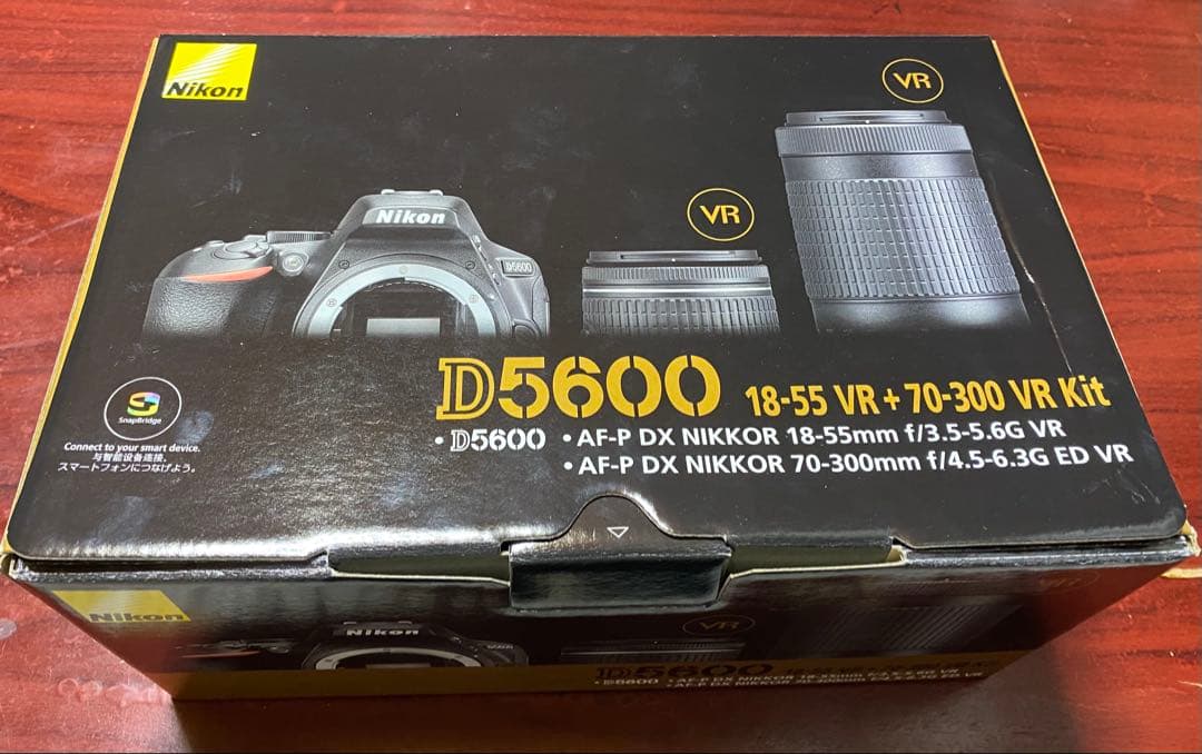 Nikon D5600 18-55 VR＋70-300 VR ズームキット