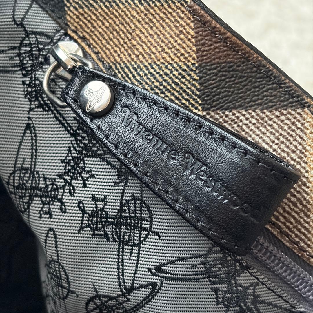 【希少！】ヴィヴィアンウエストウッド メッセンジャーバッグ オーブ チェック 黒