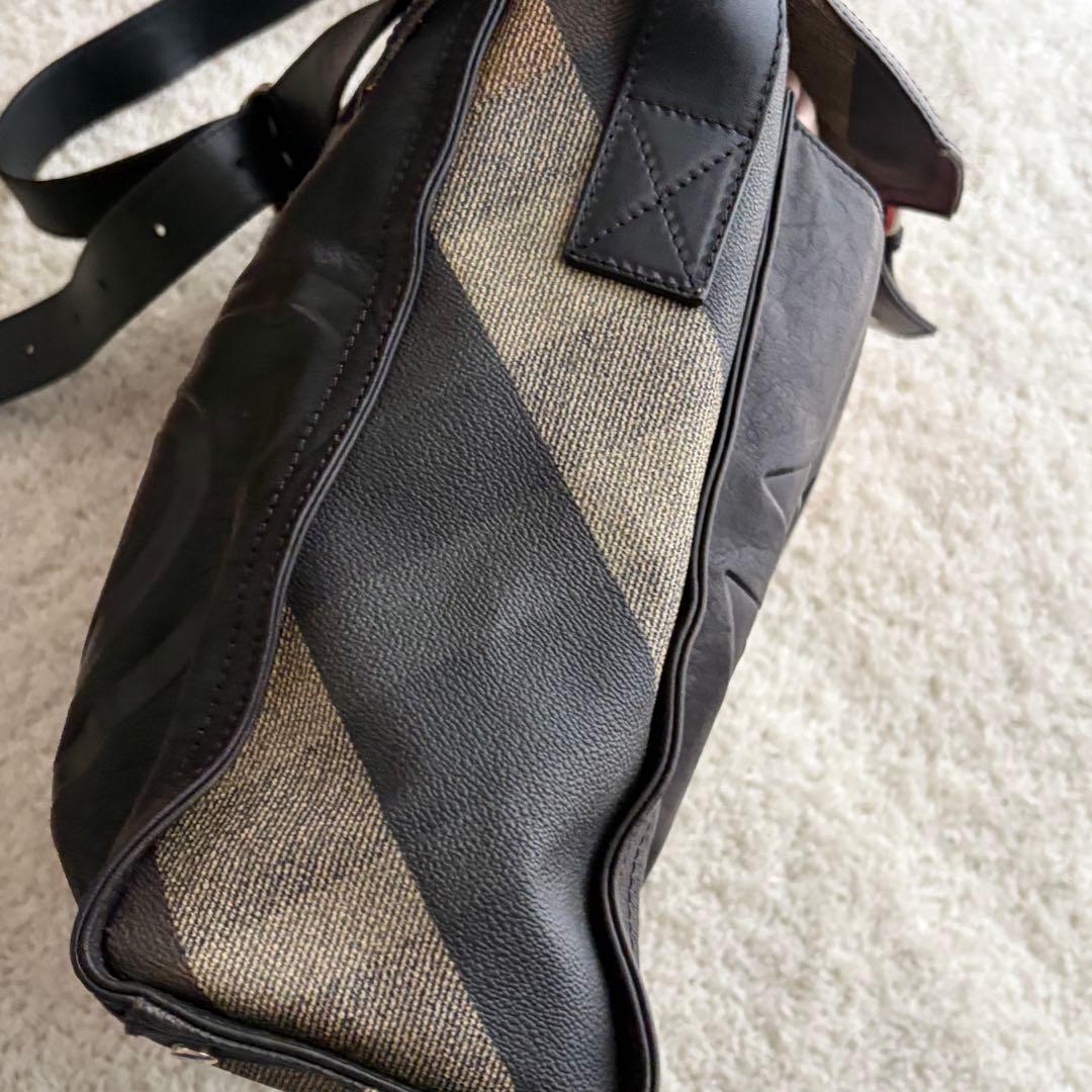 【希少！】ヴィヴィアンウエストウッド メッセンジャーバッグ オーブ チェック 黒