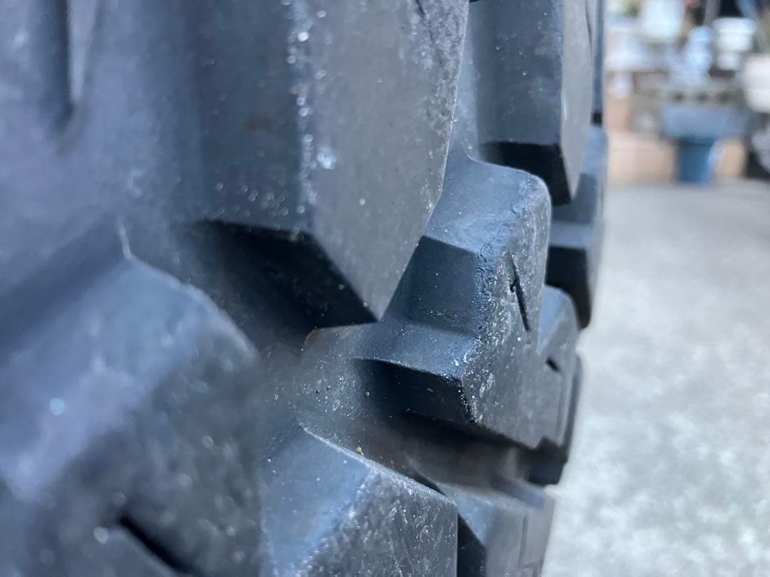 プラドで使用、285/70/R17、ワイトレ、ホイール、ナットのフルセット