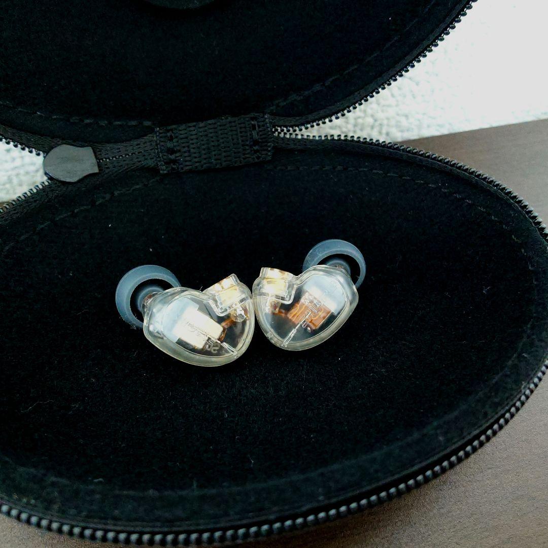 SHURE SE425-CL-A 有線イヤホン 2.5mmバランスケーブル付