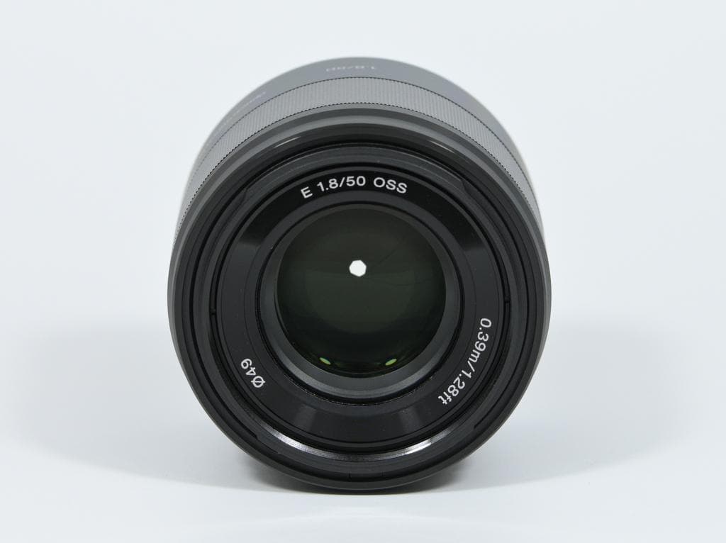 【超美品】 ソニー　SONY E 50mm F1.8 OSS SEL50F18