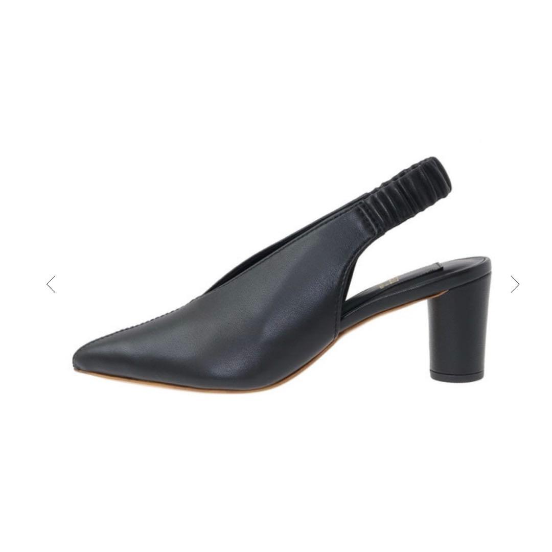 新品未使用⭐︎HENRI EN VARGO \"MONICA”パンプス　37