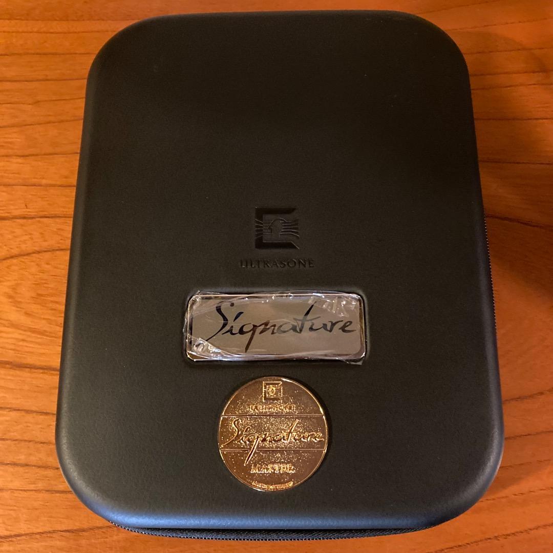 ヘッドホン Ultrasone Signature Master