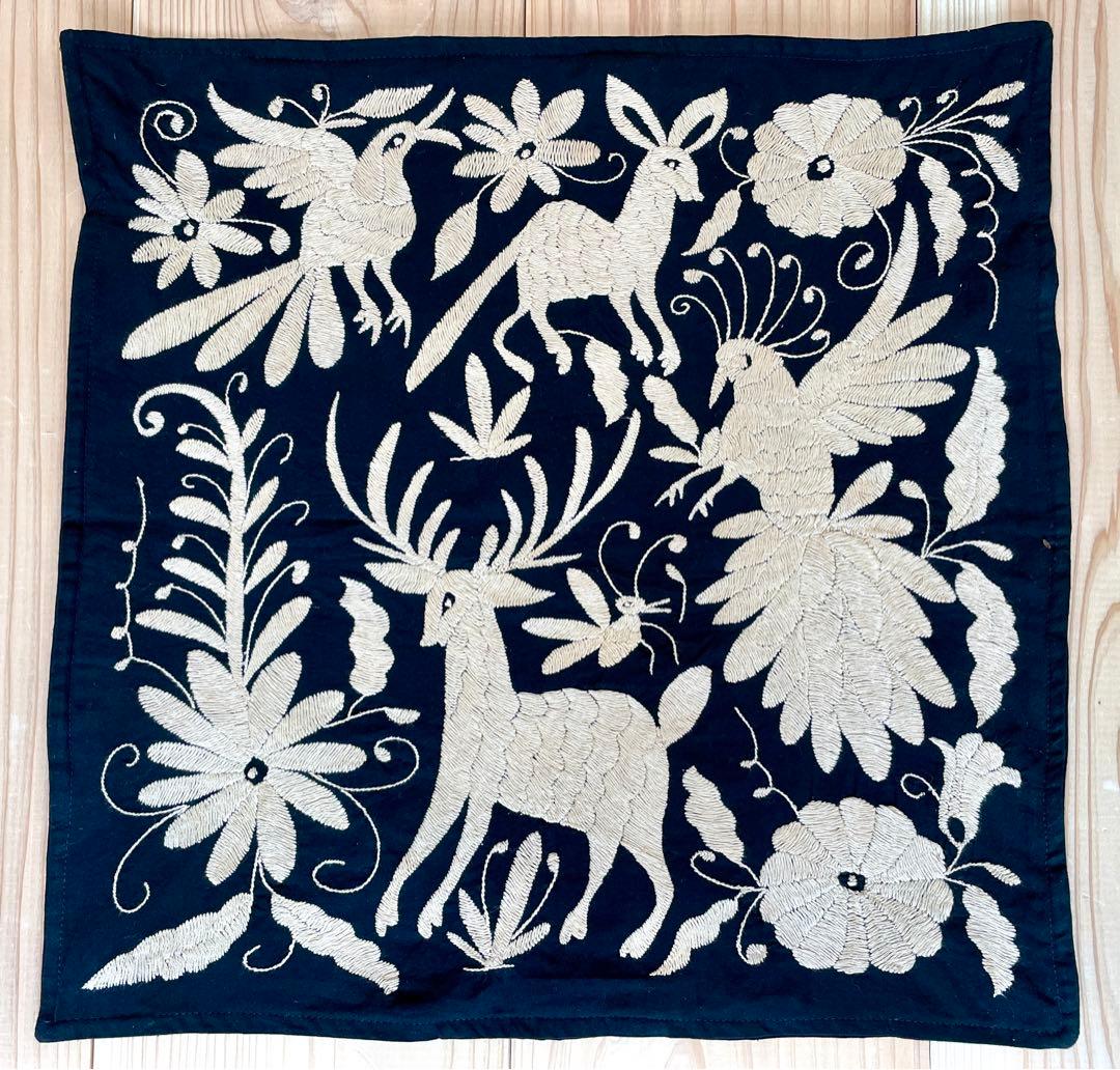 メキシコのハンドメイド伝統的なテナンゴ刺繍 クッションカバー