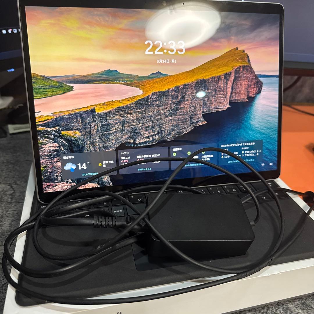 Surface Pro 9 i5-1235U /8GB /128GB プラチナ