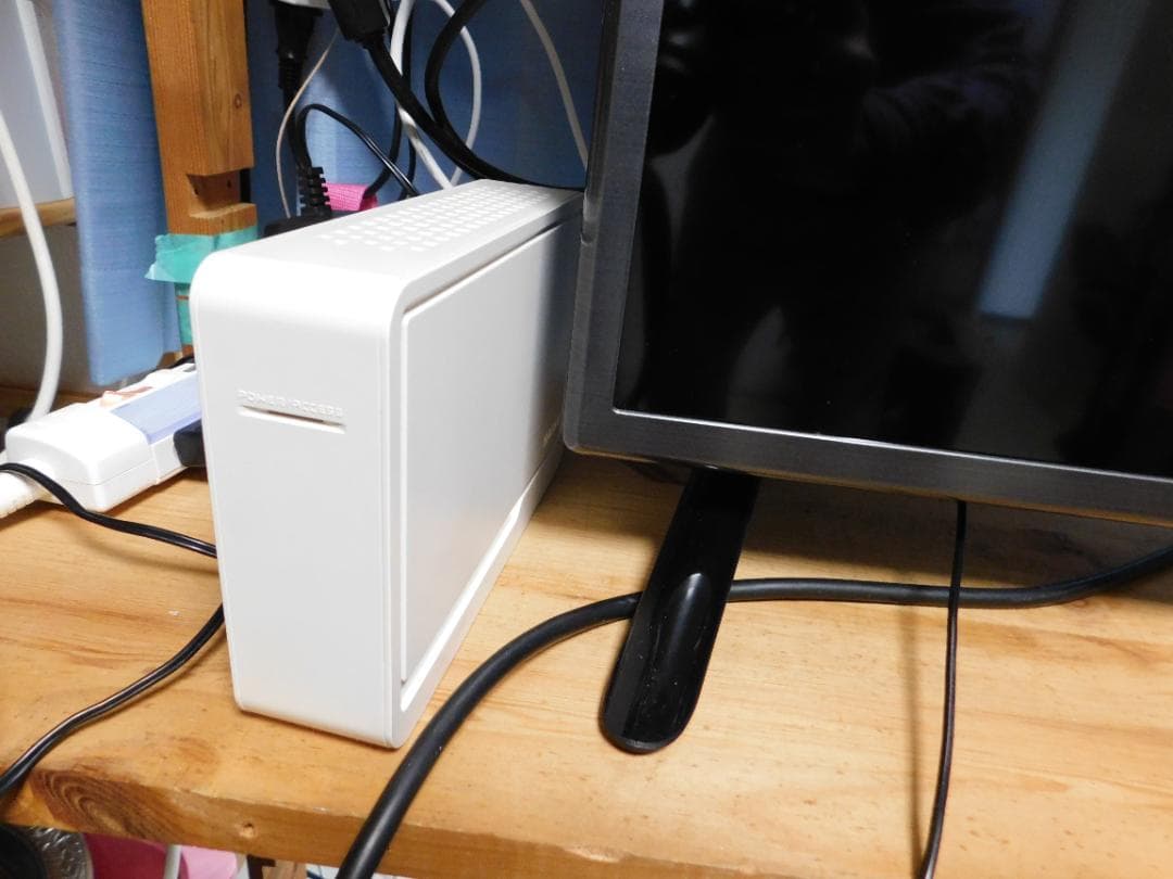 LG 32V型液晶テレビ スマートテレビ 美品YouTube Netflix内蔵