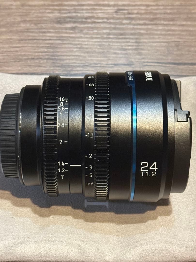 SIRUI Night Walker 24mm T1.2 シネマレンズ