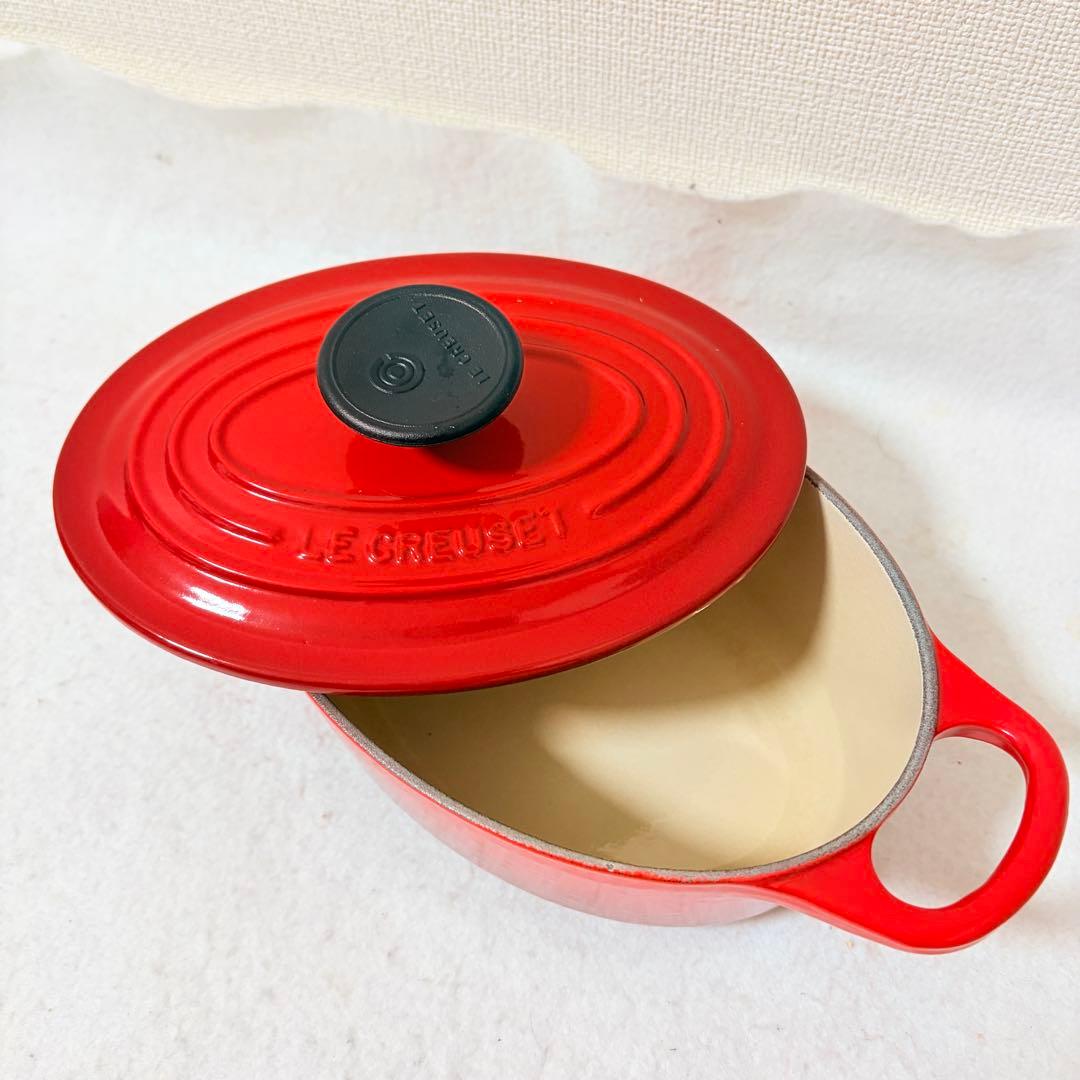 ル・クルーゼ Le Creuset ココット オーバル 17 美品