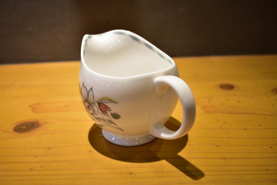 ウエッジウッド  スージークーパーのティーセット8点 susie