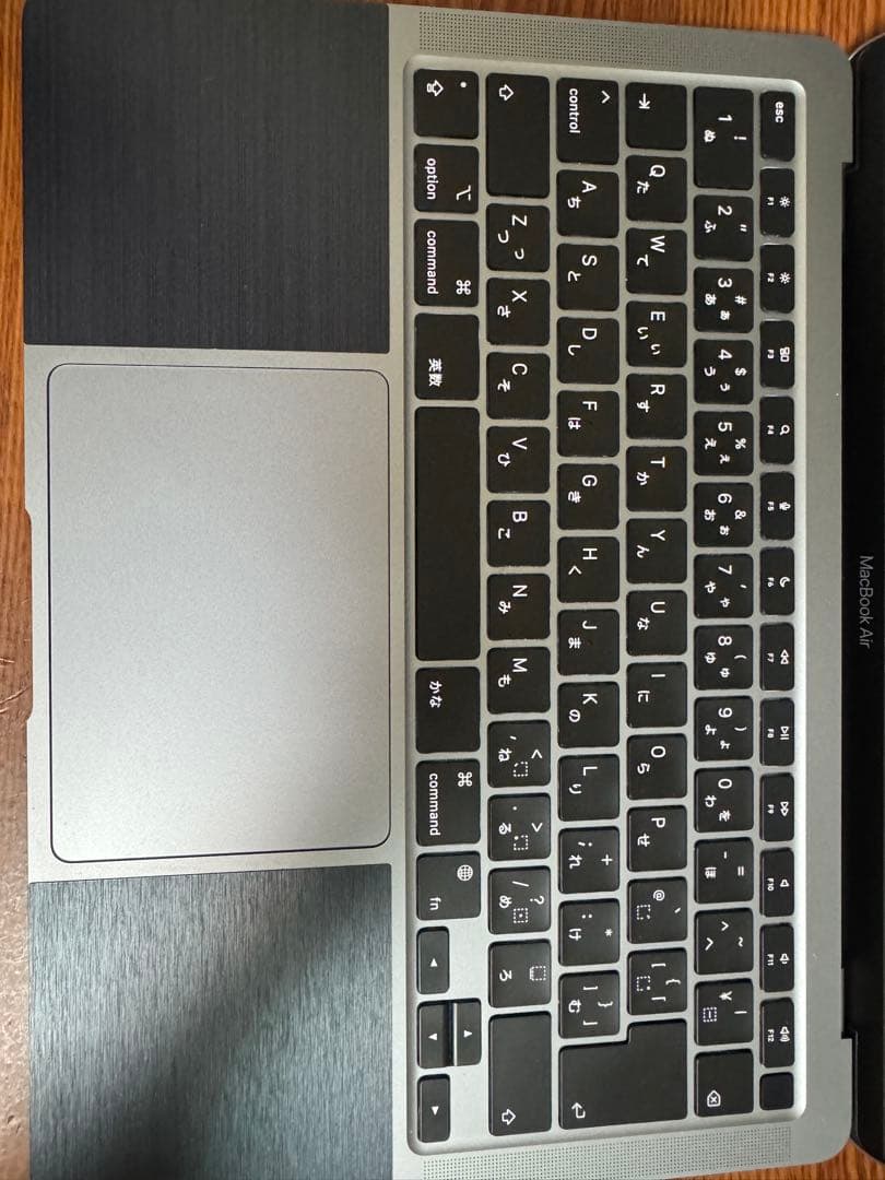 MacBook本体 Apple MacBook Air (M1, 8GB)