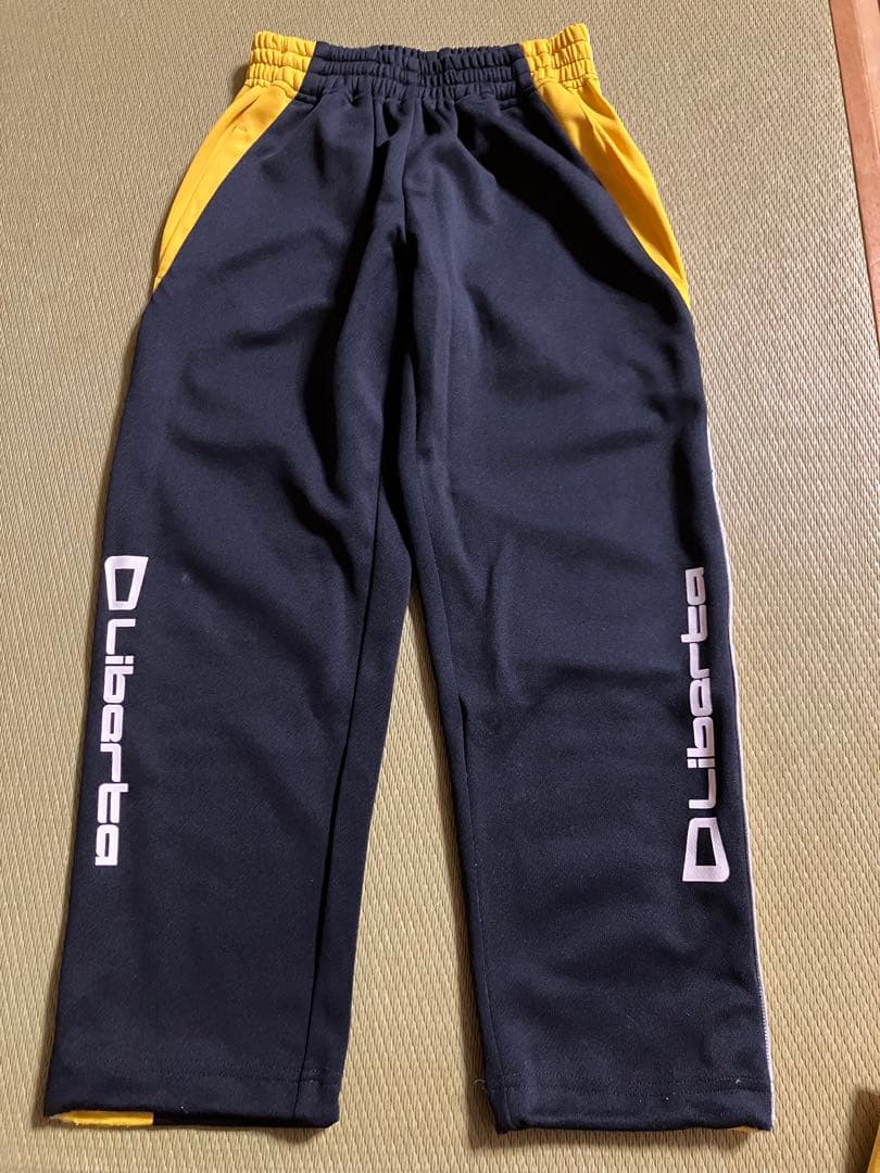 リベルタ ユニフォーム 上下 6点セット