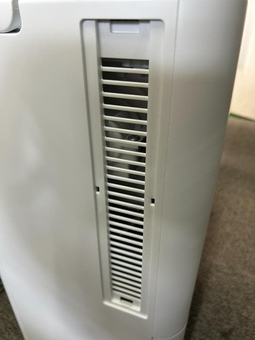 【美品】【2024年製】アイオーヤマ コンパクトクーラーICA-0301G