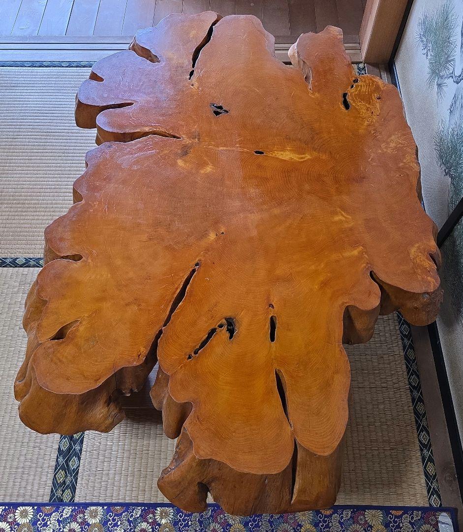 木製自然形状テーブル