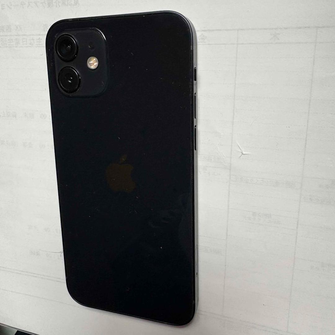 85% iPhone12 64GB 本体黒 SIMフリー
