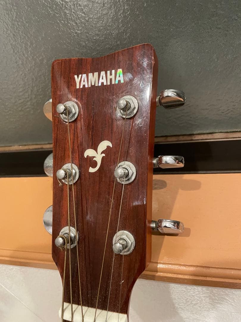 ギター YAMAHA FG820