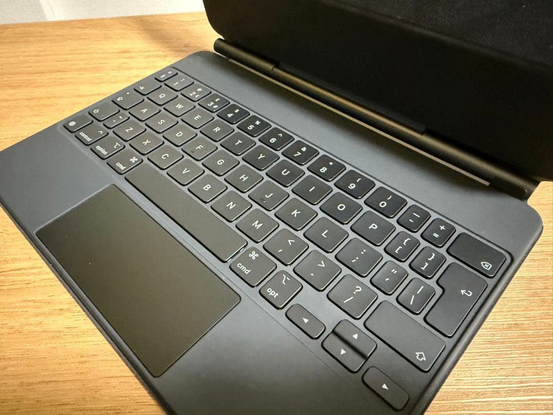 Apple Magic Keyboard【UK配列】iPad Pro 11インチ