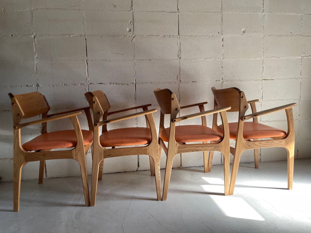 MOMO NATURAL ダイニングチェア　本革　アルダー材無垢　2点セット